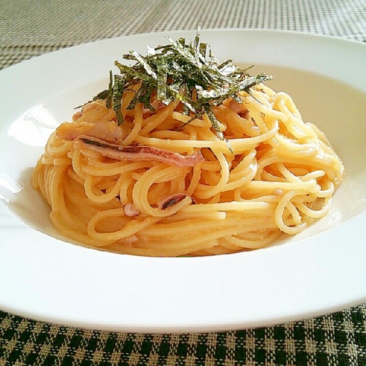 イカの塩辛チーズパスタ